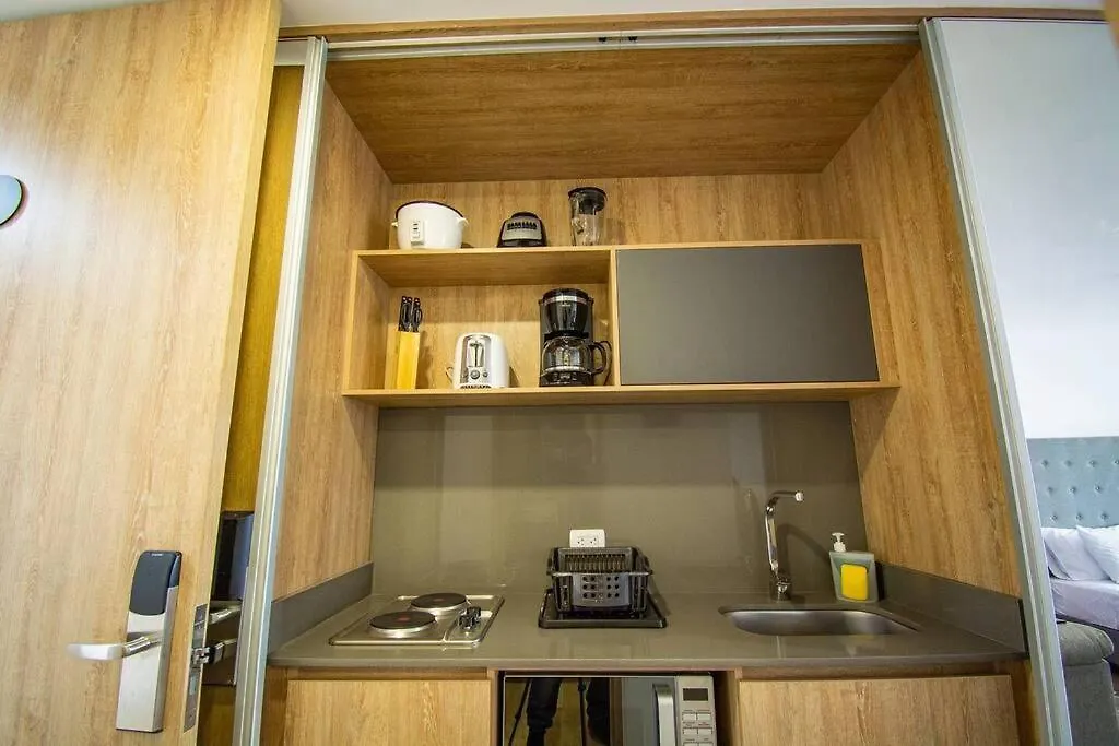 Apartment Top Floor Studio Poblado, A/C, Coworking, Gym 1416 Medellin