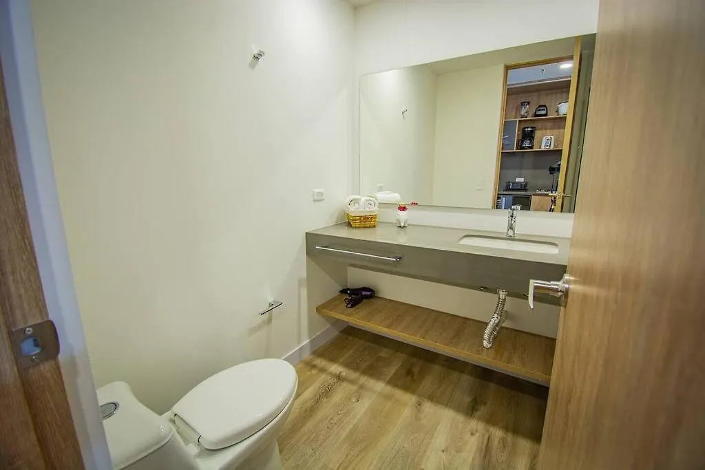 Top Floor Studio Poblado, A/C, Coworking, Gym 1416 Medellin Apartment