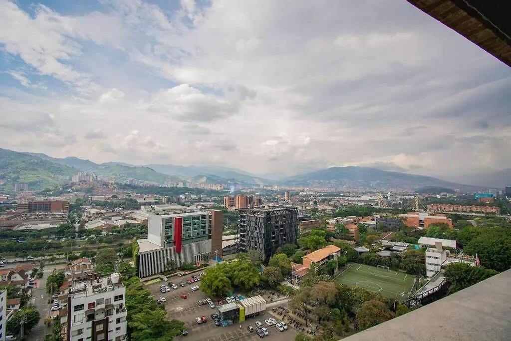 Top Floor Studio Poblado, A/C, Coworking, Gym 1416 Medellín Colombia